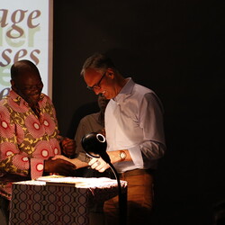 'language crosses borders': Tage der afrikanischen Literaturen: KULTUM Graz und Kunsthaus Graz, 5.?7. Mai 2023  Er?ffnung am Freitag, 5. Mai im KULTUM