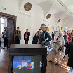 DE PROPAGANDA FIDE. Überraschende Glaubenswerbungen der Katholischen Kirche ? Kuratorenführung mit Johannes Rauchenberger im Rahmen des Galerientags des steirischen herbst, 24.9.2022 Foto: KULTUM/Alexandra Seyi
