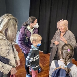 D'ÄRDGEISS_Figurentheater Margrit Gysin / Schweiz. Foto: KULTUM/A. Hopper