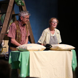 Frau Meier die Amsel, Mezzanintheater, JUNGES PUBLIKUM, September 2021. Foto: KULTUM