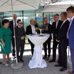                                 Zlatko Kopljar - K9 compassion+: Kunstintervention bei 'Geist & Gegenwart' (Motto 2025: 'Challenge Europe') aus Schloss Seggau, 4.-7. Juni 2025