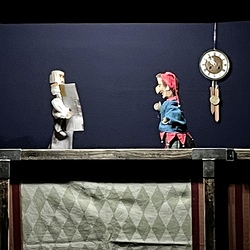 JUNGES PUBLIKUM_Bavastel Puppentheater Graz_Kasperl und das Krokodil. Foto: KULTUM/Hopper