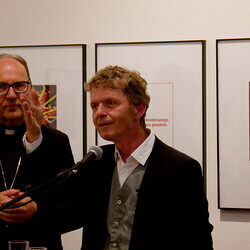 Ausstellungser?ffnung: GOTT HAT KEIN MUSEUM. Aspekte von Religion in Kunst der Gegenwart, (50 Jahre KULTUM), steirischer herbst 25: Er?ffnung mit Bischof Hermann Glettler (Innsbruck) und Kurator Johannes Rauchenberger 26. September 2025