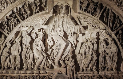 Ausgießung des Hl. Geistes durch Christus ,Vézelay, Kathedrale, Tympanonrelief, burgundisch, um 1132
