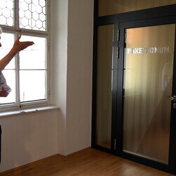 Themenführung #17 'Bild und Wort' in der Ausstellung: 'Gott hat kein Museum' mit Kurator Johannes Rauchenberger, 30.Mai 2026, special guest: Michael Endlicher