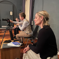 DER DOPPELTE GAST_HIER SIND WIR WIR_Àxel Sanjosé und Tristan Marquardt