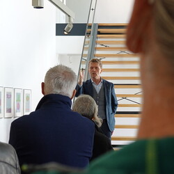   Kuratorenführung mit Johannes Rauchenberger, Ausstellung: 'Im Bann (s)einer großen Erzählung: Josef Fink (1941-1999), 15. März 2025