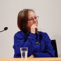  Doppelte Gäste: Lyrik-Lesung mit Erwin Einzinger und Lisa Spalt am Dienstag, 11.11.2025: Mit Einführungen von Paul Pechmann und einem anschlie?enden Gespräch mit Helwig Brunner.