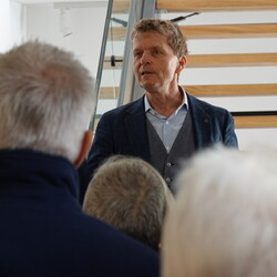   Kuratorenführung mit Johannes Rauchenberger, Ausstellung: 'Im Bann (s)einer großen Erzählung: Josef Fink (1941-1999), 15. März 2025