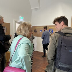 DE PROPAGANDA FIDE. Überraschende Glaubenswerbungen der Katholischen Kirche ? Kuratorenführung mit Johannes Rauchenberger im Rahmen des Galerientags des steirischen herbst, 24.9.2022 Foto: KULTUM/Alexandra Seyi