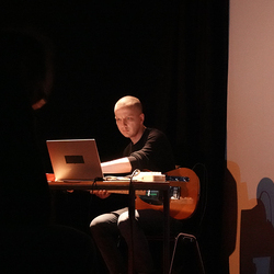 Neue Musik Konzert 'Broadsides' am 15. April 2026 im[Cubus] mit Weston Olencki und Lars Tuchel