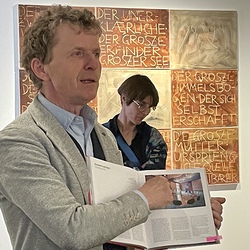 Josef Fink_Im Bann (s)einer großen Erzählung_Kuratorenführung. Foto: KULTUM/Hopper