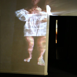 NINAVALE. Ausstellungsaufbau. 'Paradise is temporarily closed. God' KULTUM Graz, 24. Oktober 2020 bis 12. Dezember 2020. Foto: KULTUM/Andrea Hopper