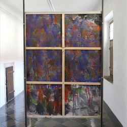 Guillaume Bruere, Dead & Alive. Alte Meister, 2021,  Ausstellungsaufbau. Foto: KULTUM/Andrea Hopper