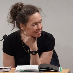                                 LITERATUR HOTEL: Monika Rinck: 'Eine Verkehrspolitik der Tr?ume'Einf?hrung und Gespr?ch: Stefan Schmitzer, KULTUM Literatur, 26.6.2025