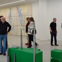 'Was tun Skulpturen ohne Aufsicht?' - Michael Kienzer und Anneliese Schrenk,KULTUMUSEUM im Spiegelgitterhaus Gleisdorf, 22. Mai 2026, Eröffnung: Kurator Johannes Rauchenberger
