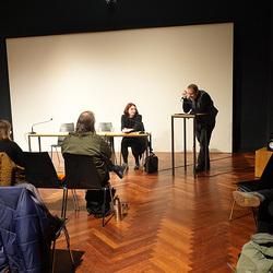 Literatur Hotel am 9.12.2025 mit Slata Roschal und Bertram Reinecke