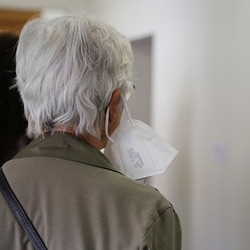 KURATORINNENFÜHRUNG, Juli 2021, Ausstellung EINATMEN-AUSATMEN. Foto: KULTUM