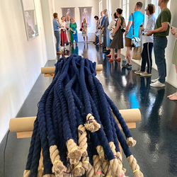 EINATMEN - AUSATMEN. Ausstellungsbesuch mit Führung. Foto: KULTUM