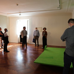 KURATORINNENFÜHRUNG, Juli 2021, Ausstellung EINATMEN-AUSATMEN. Foto: KULTUM