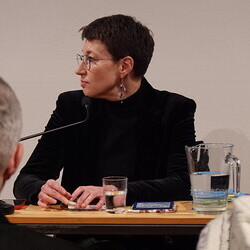                                 Literatur Hotel Julia Cimafiejeva und Tatjana Petzer am 20.1.2026