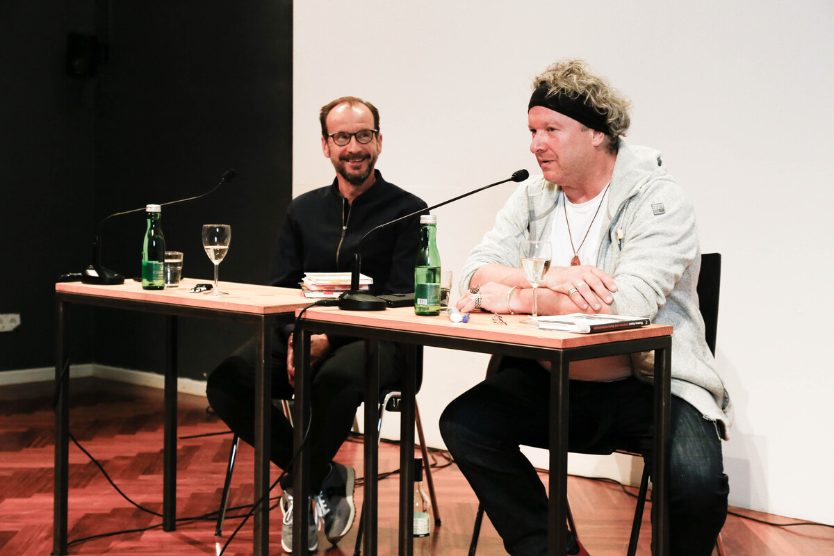 Der doppelte Gast: 'LEICHTER REHFALL': Ulrich Koch und Thomas Kunst. Einführung: Barbara Rauchenberger, KUILTUM Graz, 8. 10. 2021