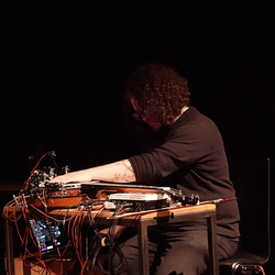 Neue Musik Konzert 'Broadsides' am 15. April 2026 im[Cubus] mit Weston Olencki und Lars Tuchel
