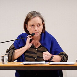  Doppelte Gäste: Lyrik-Lesung mit Erwin Einzinger und Lisa Spalt am Dienstag, 11.11.2025: Mit Einführungen von Paul Pechmann und einem anschlie?enden Gespräch mit Helwig Brunner.