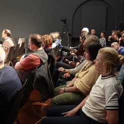 Eröffnungsabend der 4. Blumenbergtage zum Thema 'Überlebenskunst' und dem Werk 'Schiffbruch mit Zuschauer', 13. März 2026, KULTUM Graz,mit Barbara Rauchenberger, Thomas Ballhausen, Rüdiger Zill