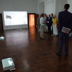                                 Ausstellung Maaria Wirkkala: NUN MEHR ? MEANTIME: F?hrung mit Kurator Johannes Rauchenberger, 15. Juli 2025, mit Rotary-Club Graz-Neutor