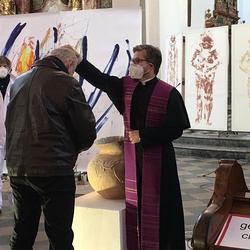 Pfarrer Alois Kölbl; Kunst-Aschermittwoch, 17. Februar 2021, St. ?ndr? Kirche, Foto: KULTUM/Johannes Rauchenberger