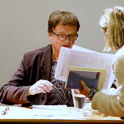 Doppelte Gäste: Thomas Ballhausen und Ferdinand Schmatz – 500 mg Orpheus Forte. | 17. November 2023 | Einführung: Barbara Rauchenberger  | Moderation des Gesprächs: Helwig Brunner. Foto: J. Rauchenberger