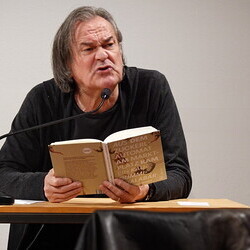  Doppelte Gäste: Lyrik-Lesung mit Erwin Einzinger und Lisa Spalt am Dienstag, 11.11.2025: Mit Einführungen von Paul Pechmann und einem anschlie?enden Gespräch mit Helwig Brunner.