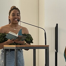 'language crosses borders': Tage der afrikanischen Literaturen: KULTUM Graz und Kunsthaus Graz, 5.?7. Mai 2023 Precious Chiebonam Nnebedum bei ihrer Spoken Word Performance am Sonntag, 7. Mai