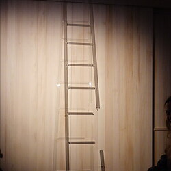 Lange Nacht der Kirchen, 23. Mai 2025: Kurator Johannes Rauchenberger führt durch die Ausstellung 'NUN MEHR – MEAN TIME' von Maaria Wirkkala