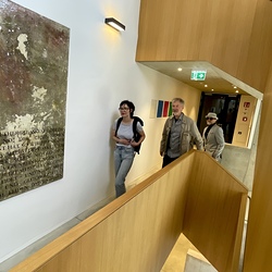 MICHAEL ENDLICHER_Zeichen Sprache Ironie_Ausstellungseröffnung. Foto: KULTUM/Hopper