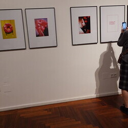  9. Themenführung über 'Bodies & Souls' in der Ausstellung 'Gott hat kein Museum' mit Kurator Johannes Rauchenberger. Special Guest: Daniel A. Zaman. KULTUMUSEUM Graz, 21.1.2026