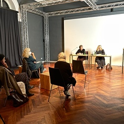 DER DOPPELTE GAST_Kathrin Schmidt_Birgit Kreipe_17.10.2022. Foto: KULTUM Graz