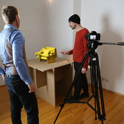 Guillaume Bruere, Dead & Alive. Alte Meister, 2021,  Ausstellungsaufbau. Foto: KULTUM/Andrea Hopper