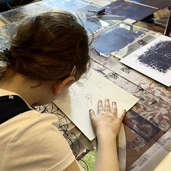 Junges Publikum_Stempel- u. Monotiere_Christine Kastl. Foto: KULTUM/Hopper