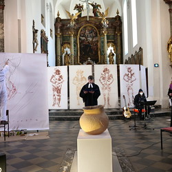 Pfarrer Matthias Weigold; St. Andrä Kirche: Kunst-Aschermittwoch, 17. Februar 2021, Foto: Nora Ruzsics