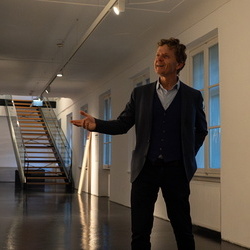 Lange Nacht der Museen, 4.Okt.2025: Führung mit Johannes Rauchenberger durch die Schau 'GOTT HAT KEIN MUSEUM. Aspekte von Religion in Kunst der Gegenwart'