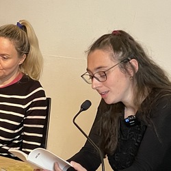 DER DOPPELTE GAST_Kirstin Schwab_Julia Costa. Foto: KULTUM Graz